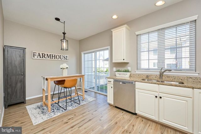 42820 PAMPLIN TER, Chantilly, VA 20152