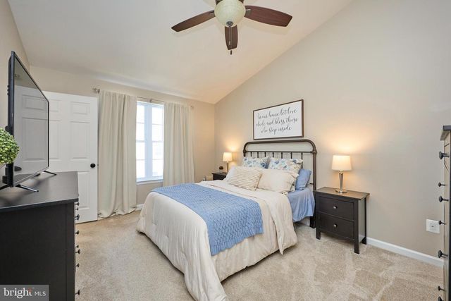 42820 PAMPLIN TER, Chantilly, VA 20152