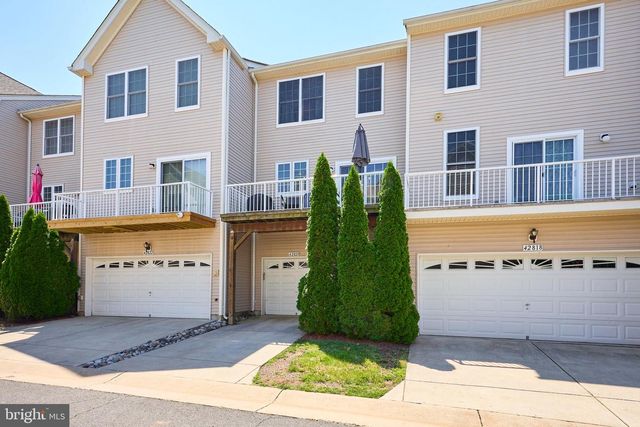 42820 PAMPLIN TER, Chantilly, VA 20152