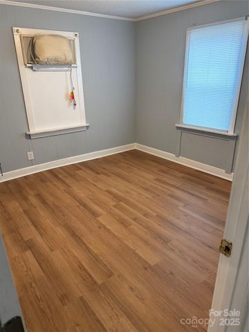 2505 Moreland Street, Charlotte, NC 28208