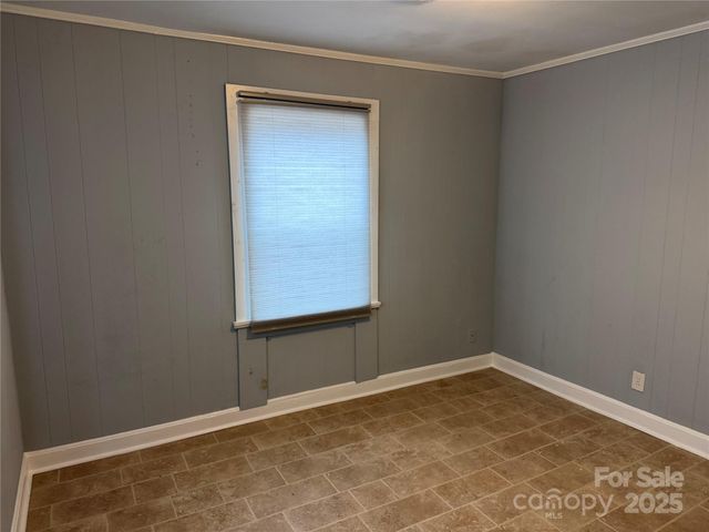 2505 Moreland Street, Charlotte, NC 28208