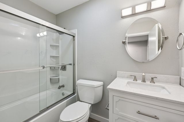 6809 Rustic Drive, Forest Hill, TX 76140