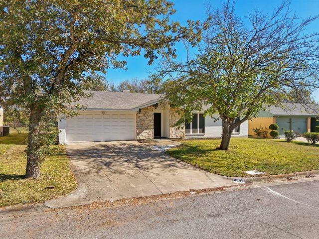 6809 Rustic Drive, Forest Hill, TX 76140