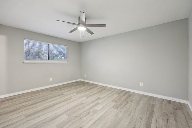 6809 Rustic Drive, Forest Hill, TX 76140