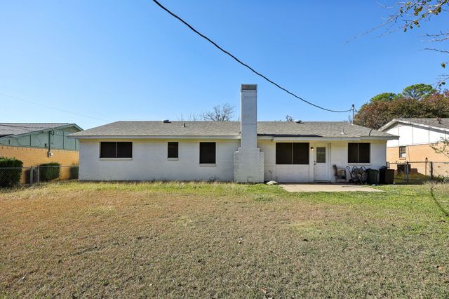 6809 Rustic Drive, Forest Hill, TX 76140