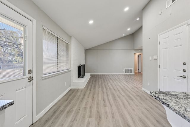 6809 Rustic Drive, Forest Hill, TX 76140