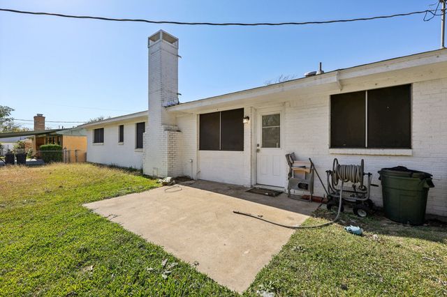 6809 Rustic Drive, Forest Hill, TX 76140