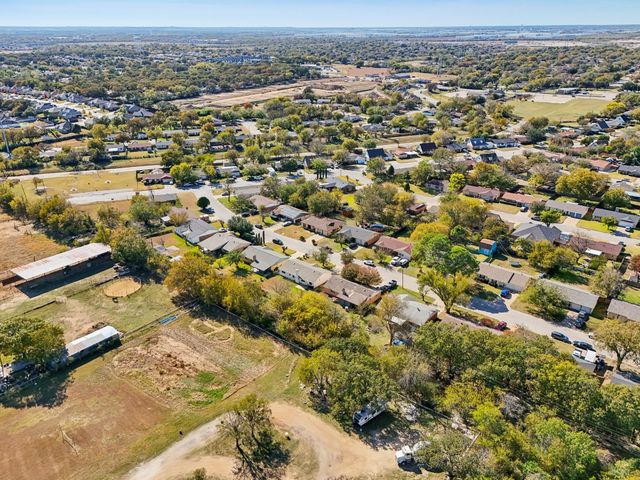 6809 Rustic Drive, Forest Hill, TX 76140