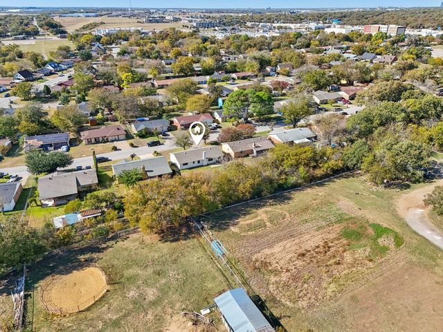 6809 Rustic Drive, Forest Hill, TX 76140