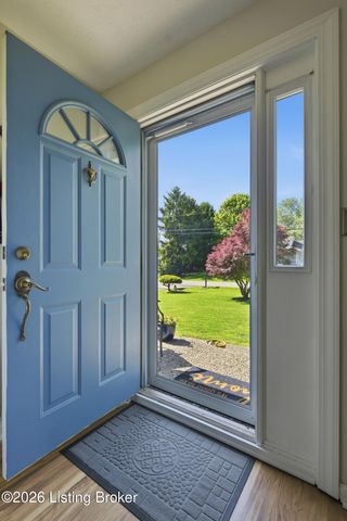 5709 Renada Dr, Crestwood, KY 40014