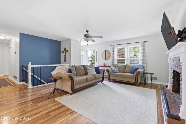 5709 Renada Dr, Crestwood, KY 40014