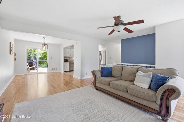 5709 Renada Dr, Crestwood, KY 40014