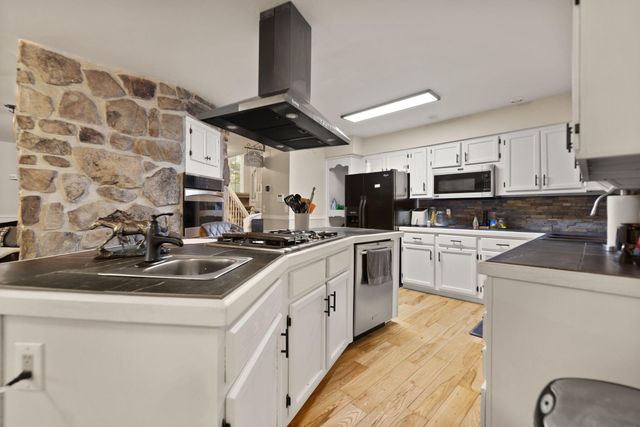 987 State Hwy 413, Baxter, KY 40806