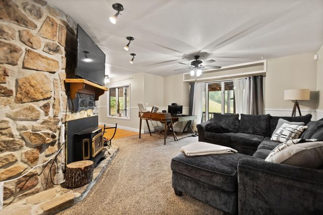 987 State Hwy 413, Baxter, KY 40806