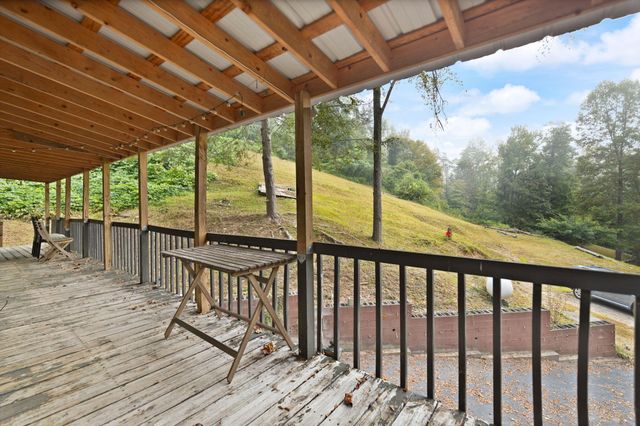 987 State Hwy 413, Baxter, KY 40806