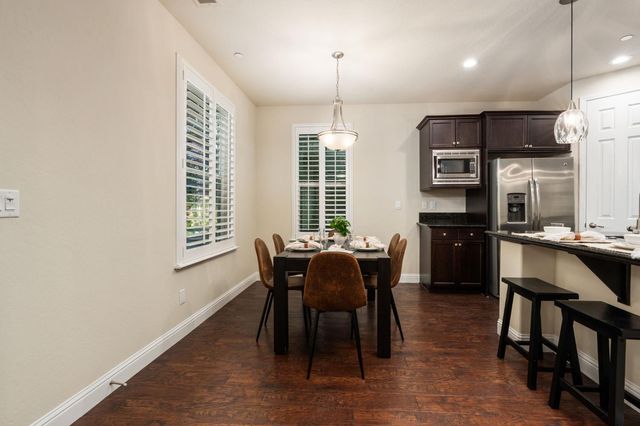 11336 N Sageberry Way, Fresno, CA 93730