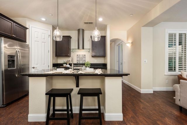 11336 N Sageberry Way, Fresno, CA 93730