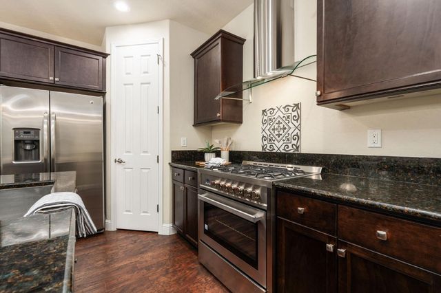 11336 N Sageberry Way, Fresno, CA 93730