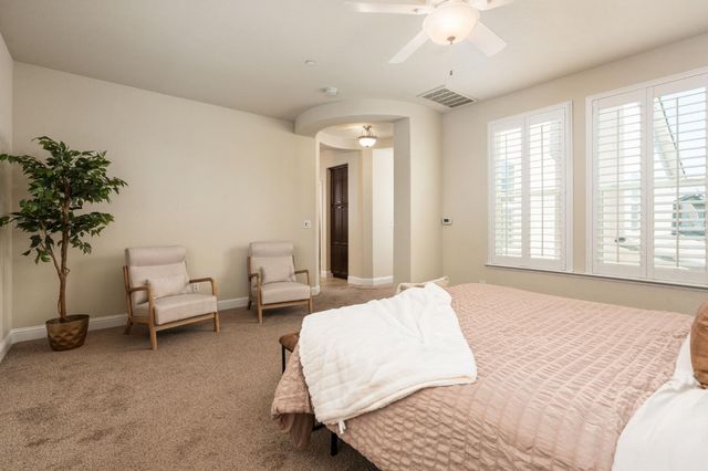 11336 N Sageberry Way, Fresno, CA 93730