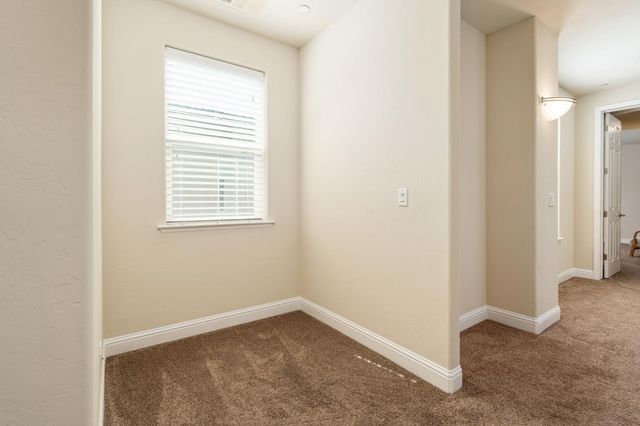 11336 N Sageberry Way, Fresno, CA 93730