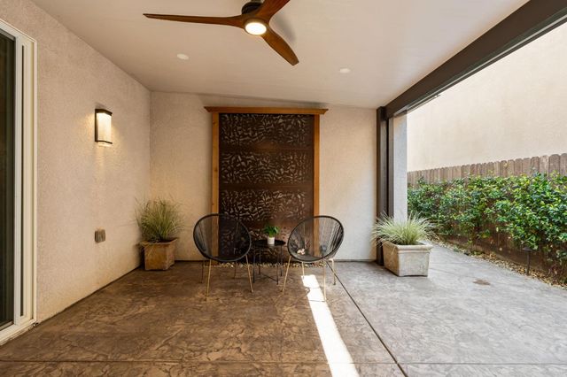 11336 N Sageberry Way, Fresno, CA 93730