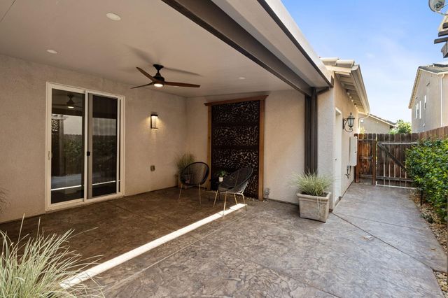 11336 N Sageberry Way, Fresno, CA 93730