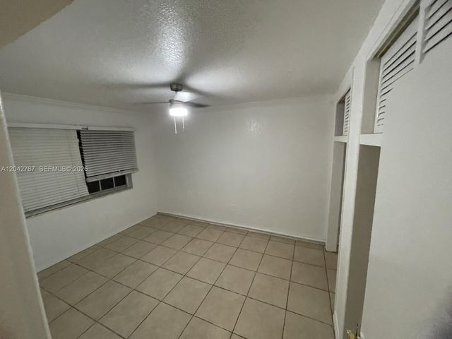 20490 NW 7th Ave 5, Miami Gardens, FL 33169