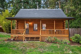4 E Mountain View Road, Camano Island, WA 98282