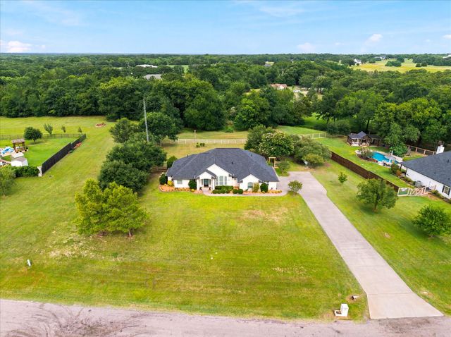 4069 Tracy Lane, Greenville, TX 75402