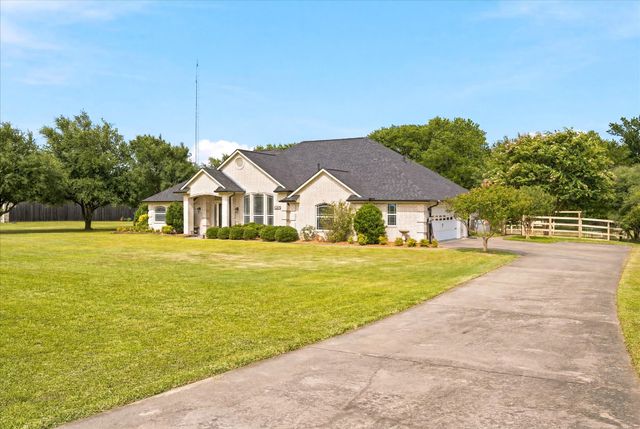 4069 Tracy Lane, Greenville, TX 75402