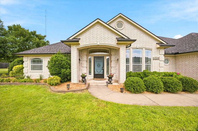 4069 Tracy Lane, Greenville, TX 75402