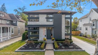 864 Ann Street, Birmingham, MI 48009