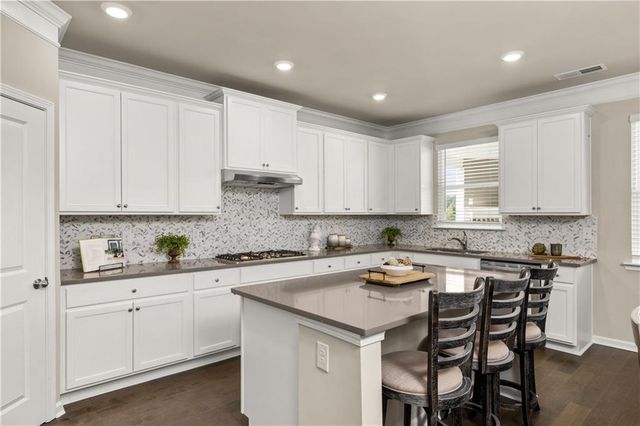 8835 McKaskey Lane, Ball Ground, GA 30107