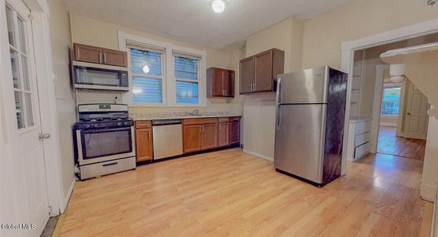 211 Quail Street, Albany, NY 12203