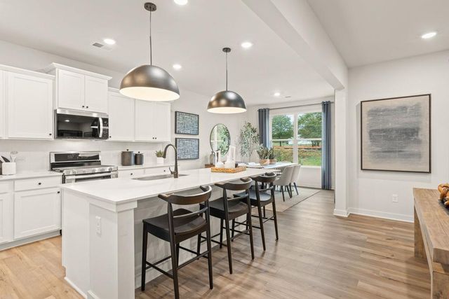 8530 Sunnybrooke Lane, Cumming, GA 30041