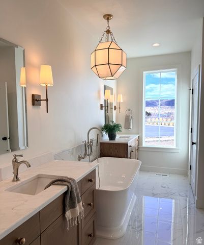 832 N AMY WAY, Elk Ridge, UT 84651