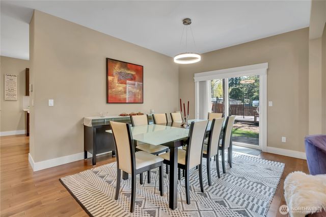 13430 Patriot Way SE, Renton, WA 98059