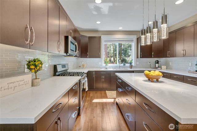 13430 Patriot Way SE, Renton, WA 98059