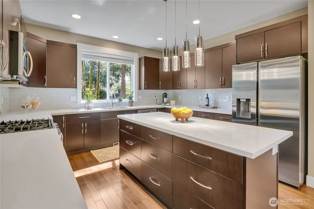 13430 Patriot Way SE, Renton, WA 98059