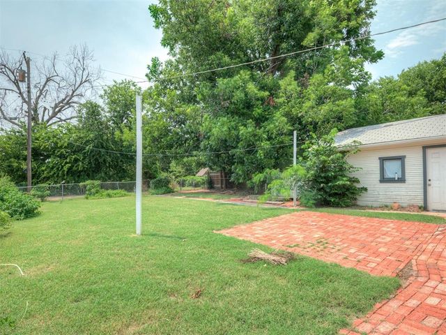 505 N Park Place, Guthrie, OK 73044