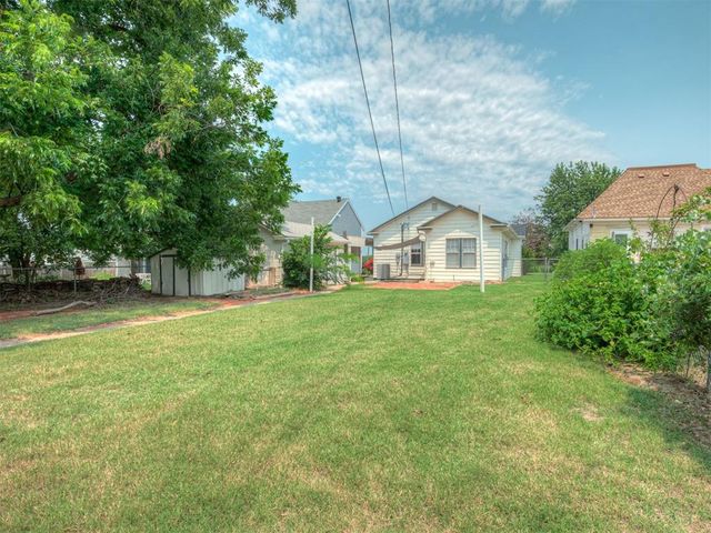 505 N Park Place, Guthrie, OK 73044