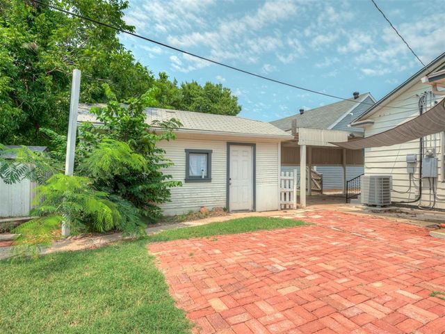 505 N Park Place, Guthrie, OK 73044