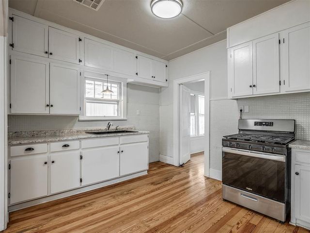 505 N Park Place, Guthrie, OK 73044