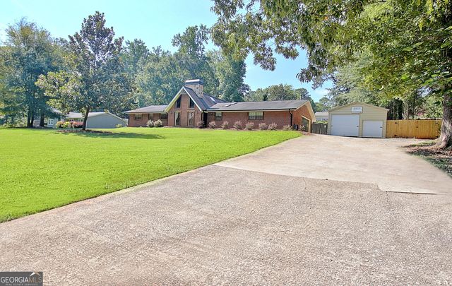 515 Golf View Drive, Peachtree City, GA 30269