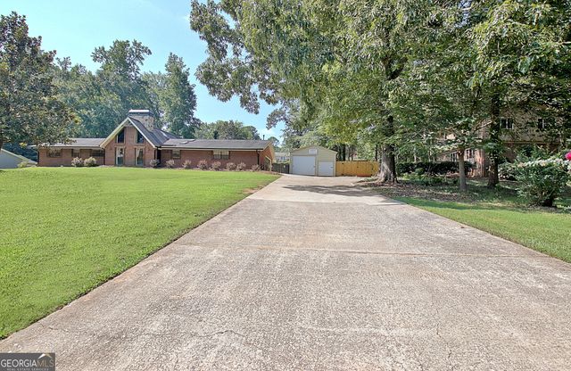 515 Golf View Drive, Peachtree City, GA 30269