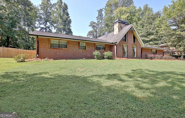 515 Golf View Drive, Peachtree City, GA 30269