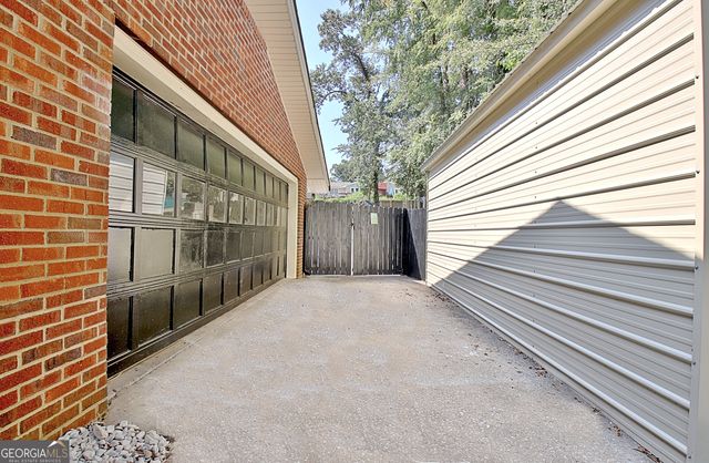 515 Golf View Drive, Peachtree City, GA 30269