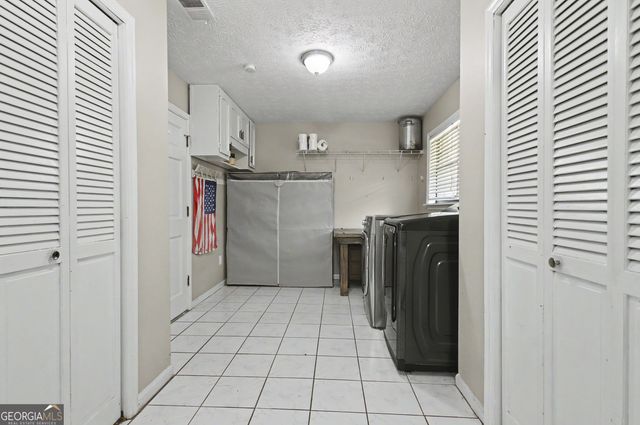 515 Golf View Drive, Peachtree City, GA 30269
