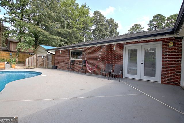 515 Golf View Drive, Peachtree City, GA 30269
