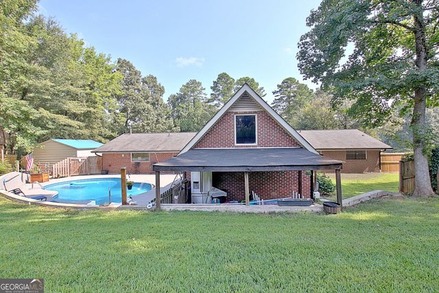 515 Golf View Drive, Peachtree City, GA 30269